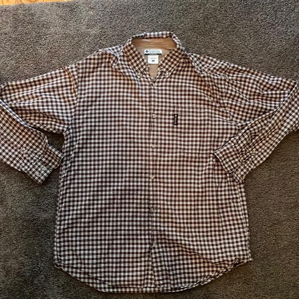 Columbus Mens button down size XL